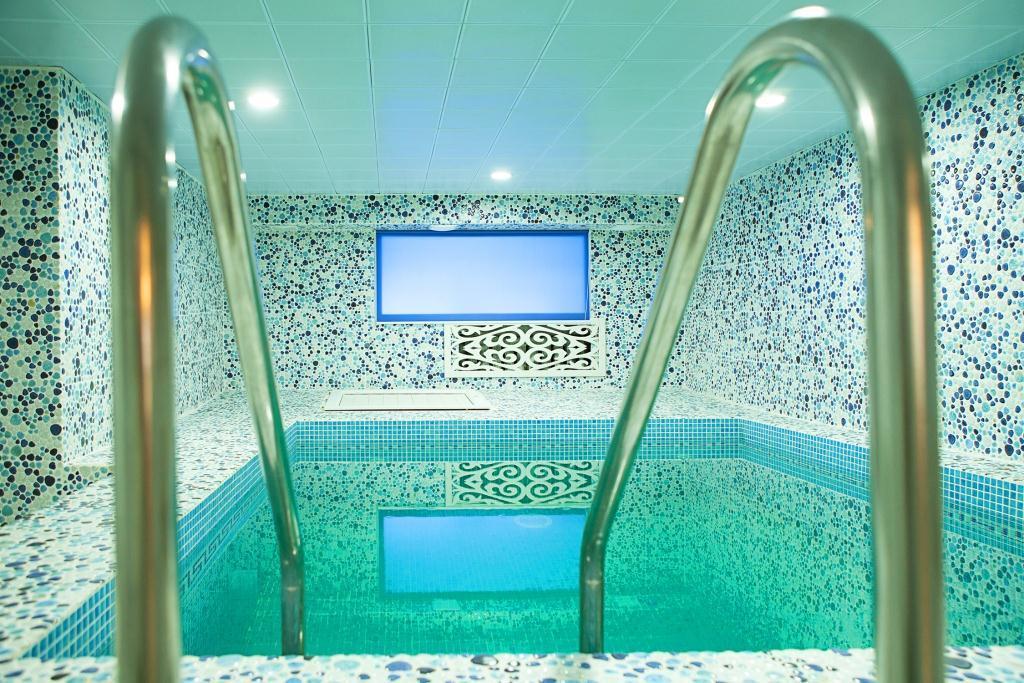 Hotel Topaz Astana Eksteriør bilde