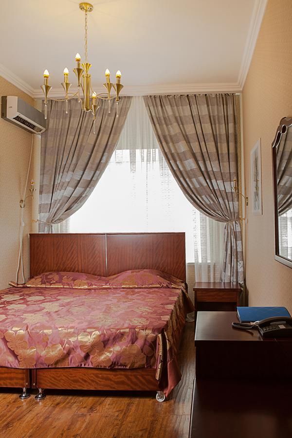 Hotel Topaz Astana Eksteriør bilde