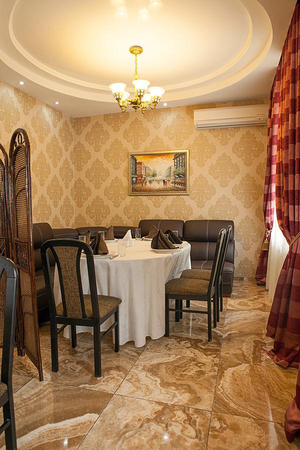 Hotel Topaz Astana Eksteriør bilde